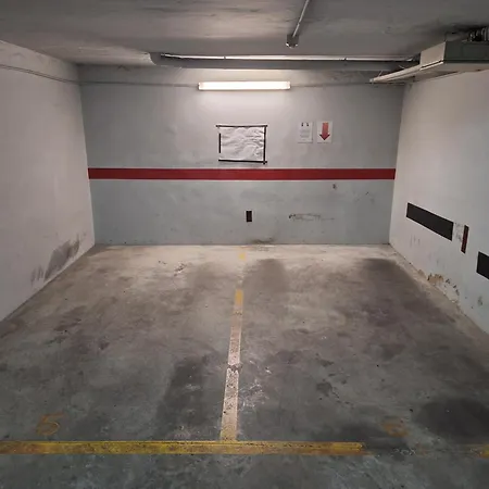 Urban Oasis Apartment With Pool & Parking Seville Exterior photo